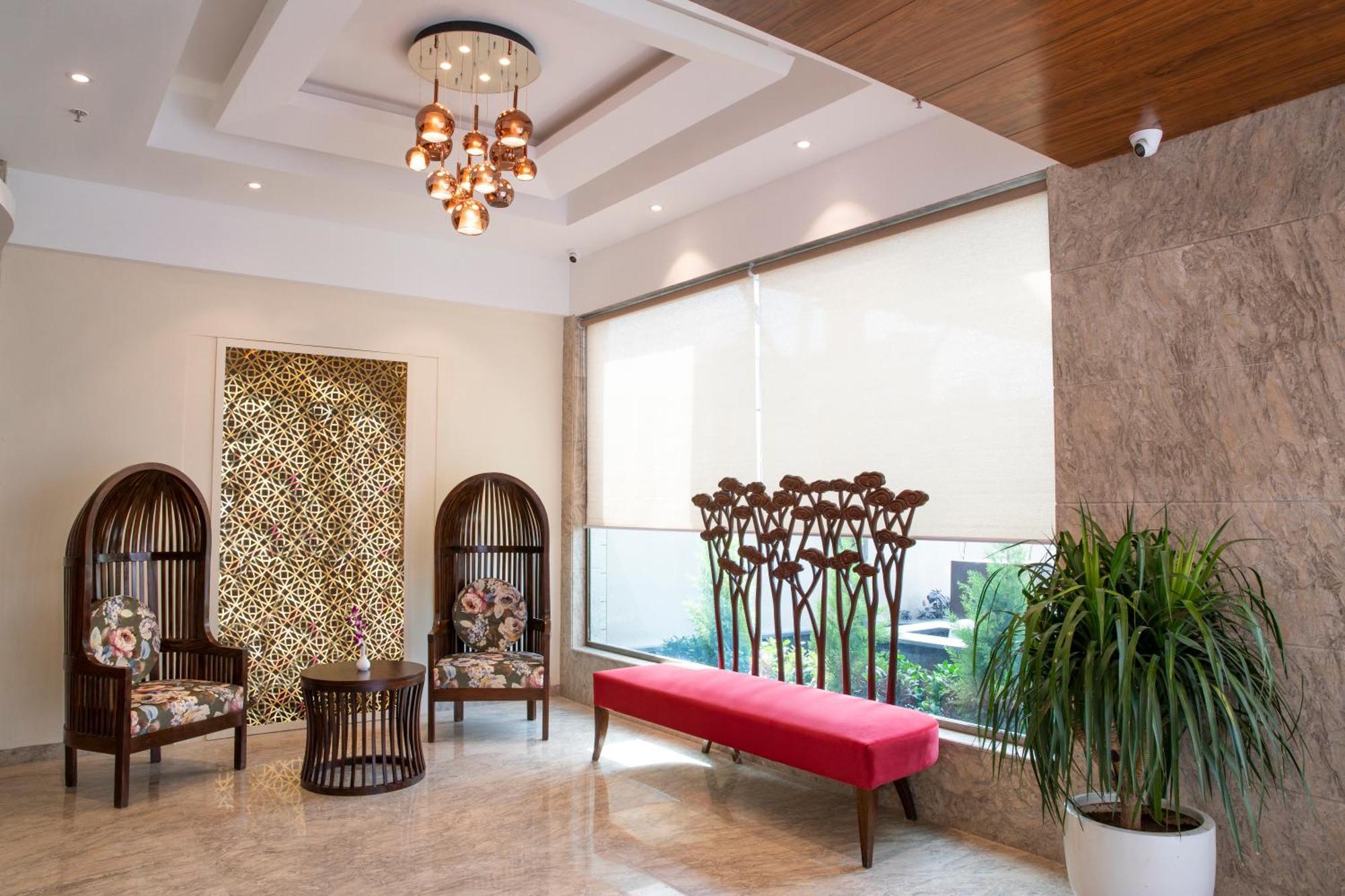Regenta Central Cassia Zirakpur Chandigarh Exteriör bild