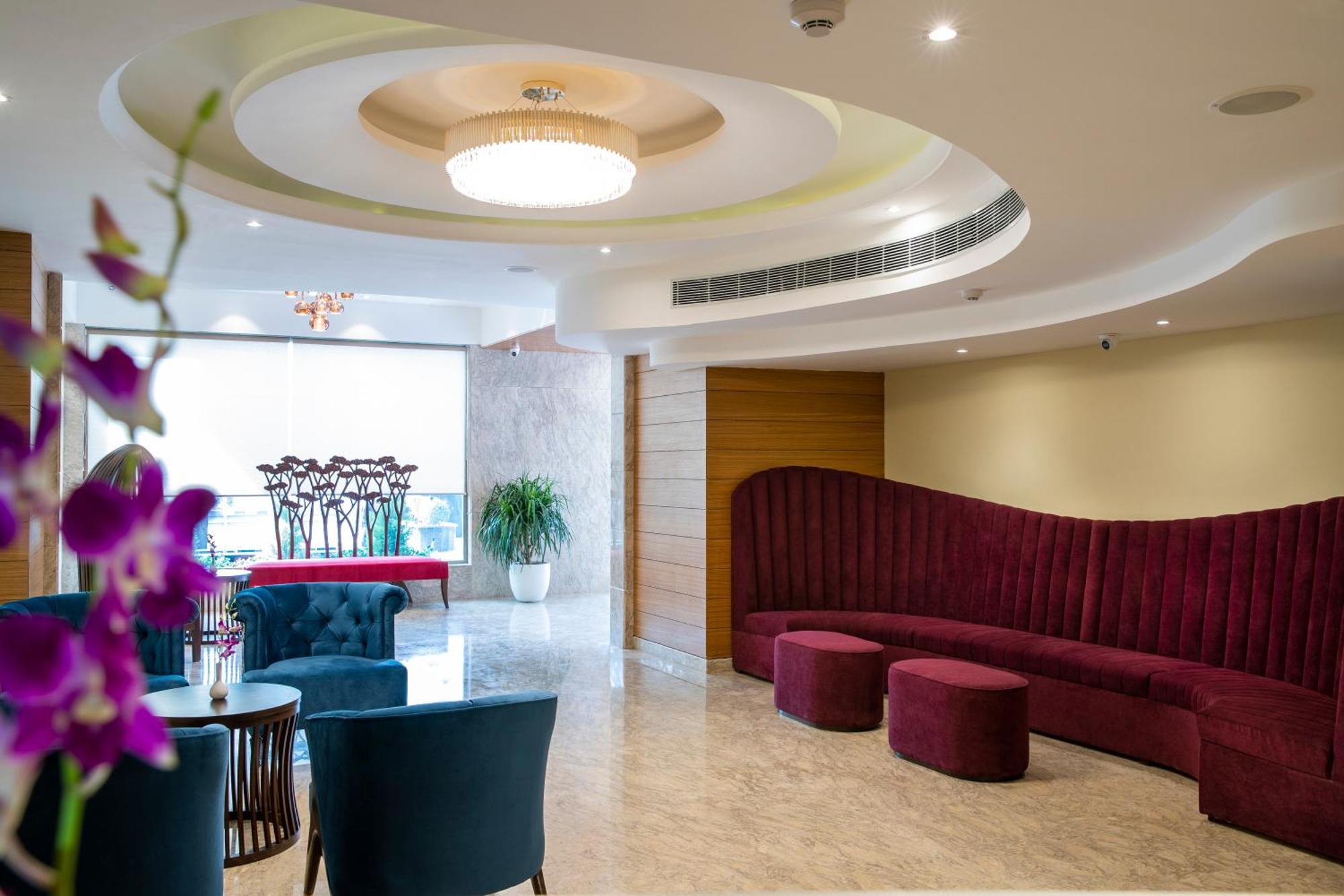 Regenta Central Cassia Zirakpur Chandigarh Exteriör bild